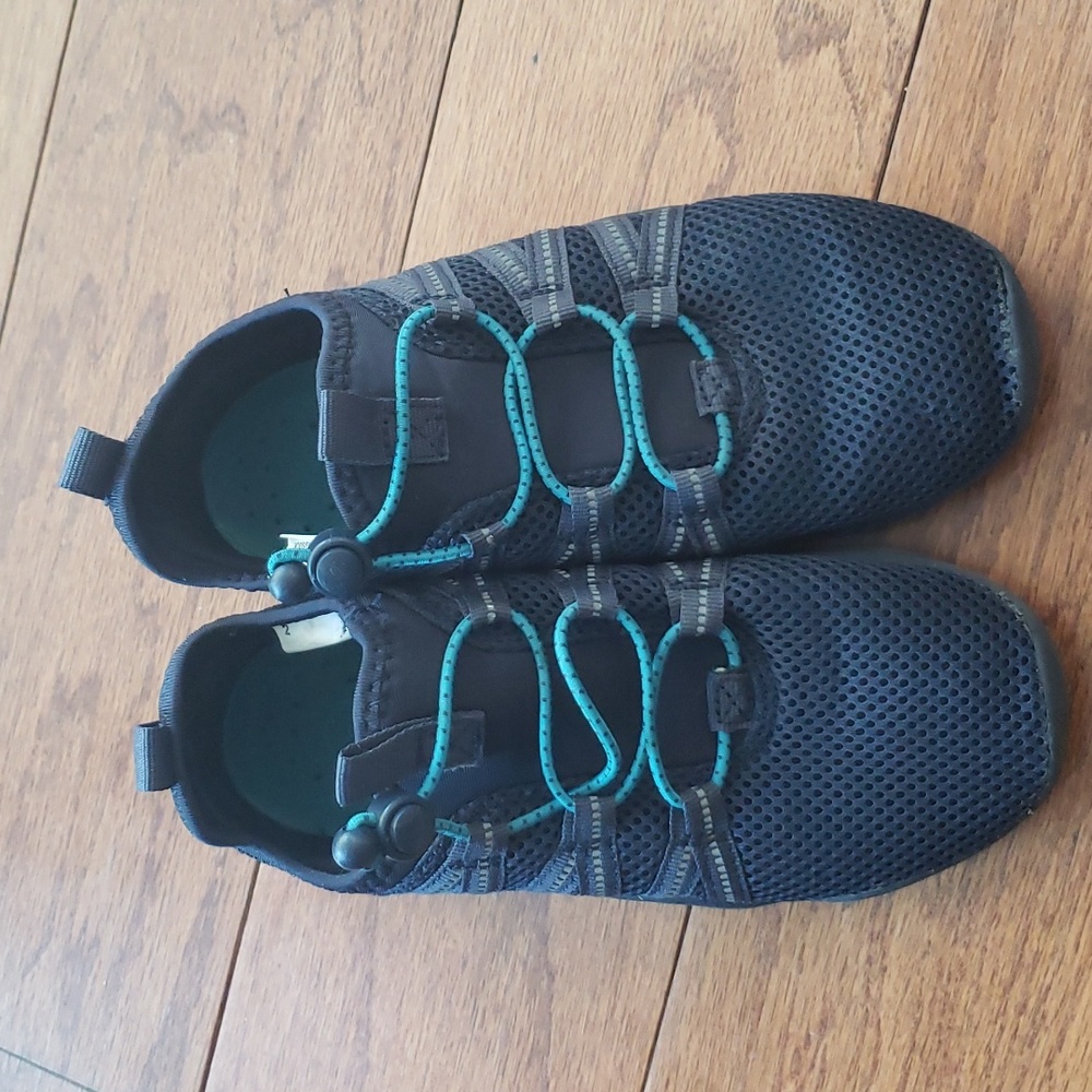 Boy's navy water shoes size 2